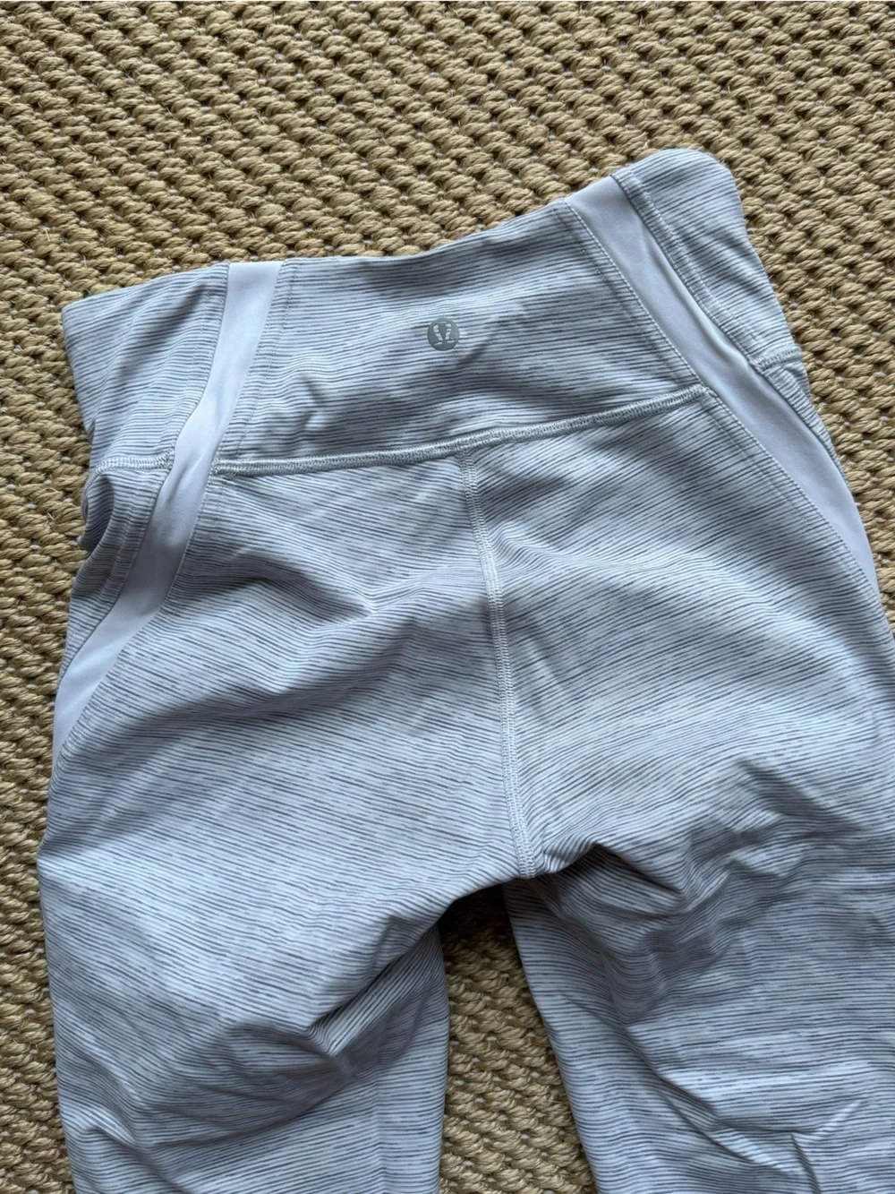 Lululemon | wunder under leggings | 25” | size 4